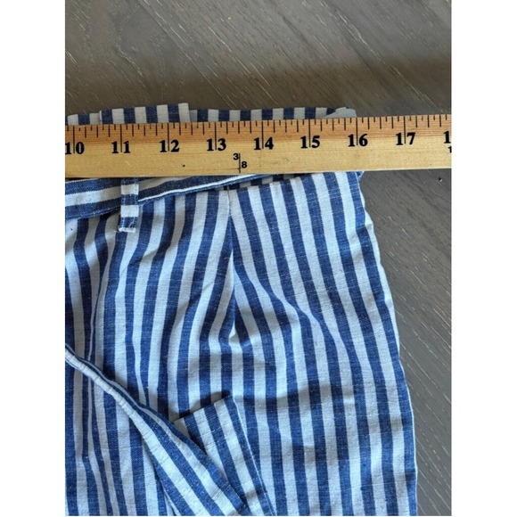 Love Tree‎ Striped Paperbag shorts Size Medium Blue and White Belted - Picture 7 of 9